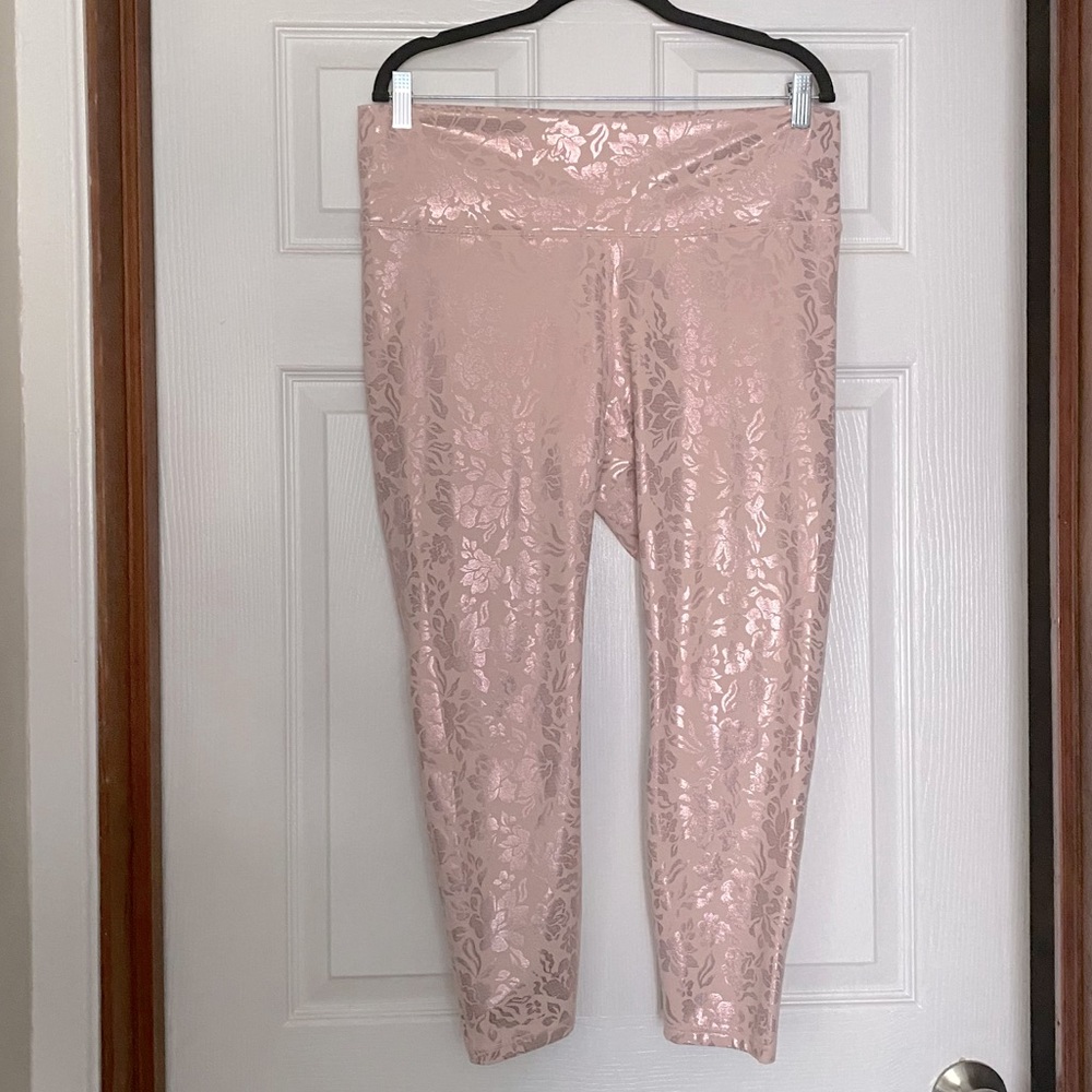 Fabletics PureLux foil print leggings